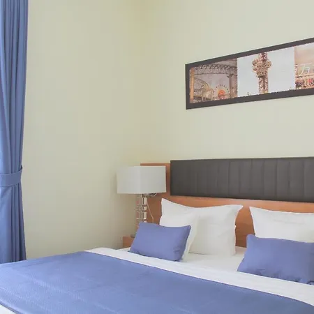 Expo Frankfurt Centre - Self Check-in 3*