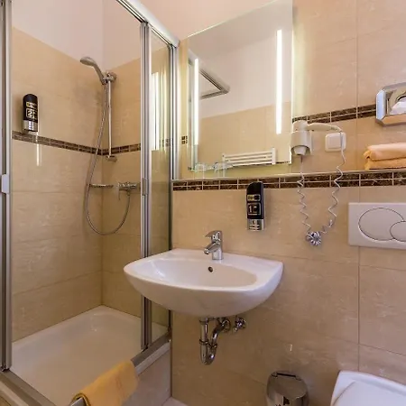 Hotel Expo Frankfurt Centre - Self Check-in