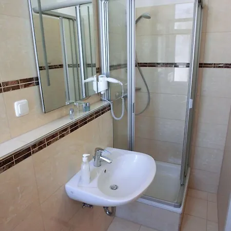 Expo Frankfurt Centre - Self Check-in Hotel