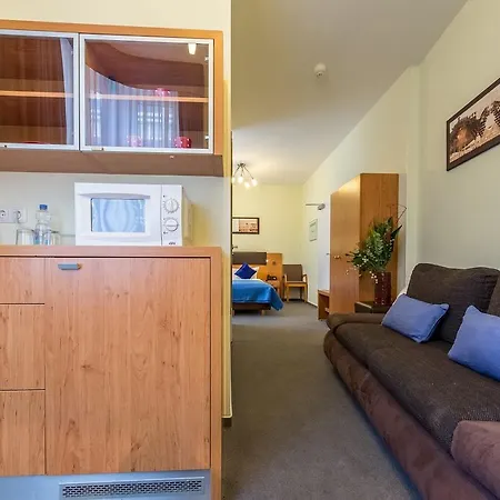 Hotel Expo Frankfurt Centre - Self Check-in