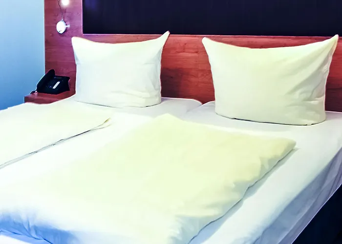 Expo Frankfurt Centre - Self Check-in Hotell